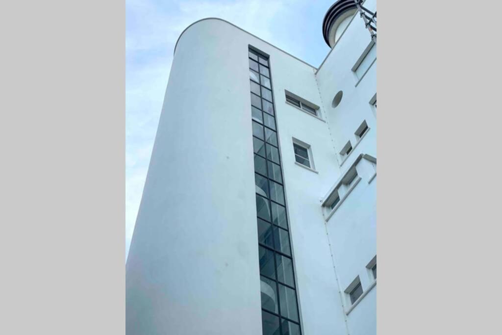 Élégant Studio Dans Batiment Historique Saint-Tropez Esterno foto